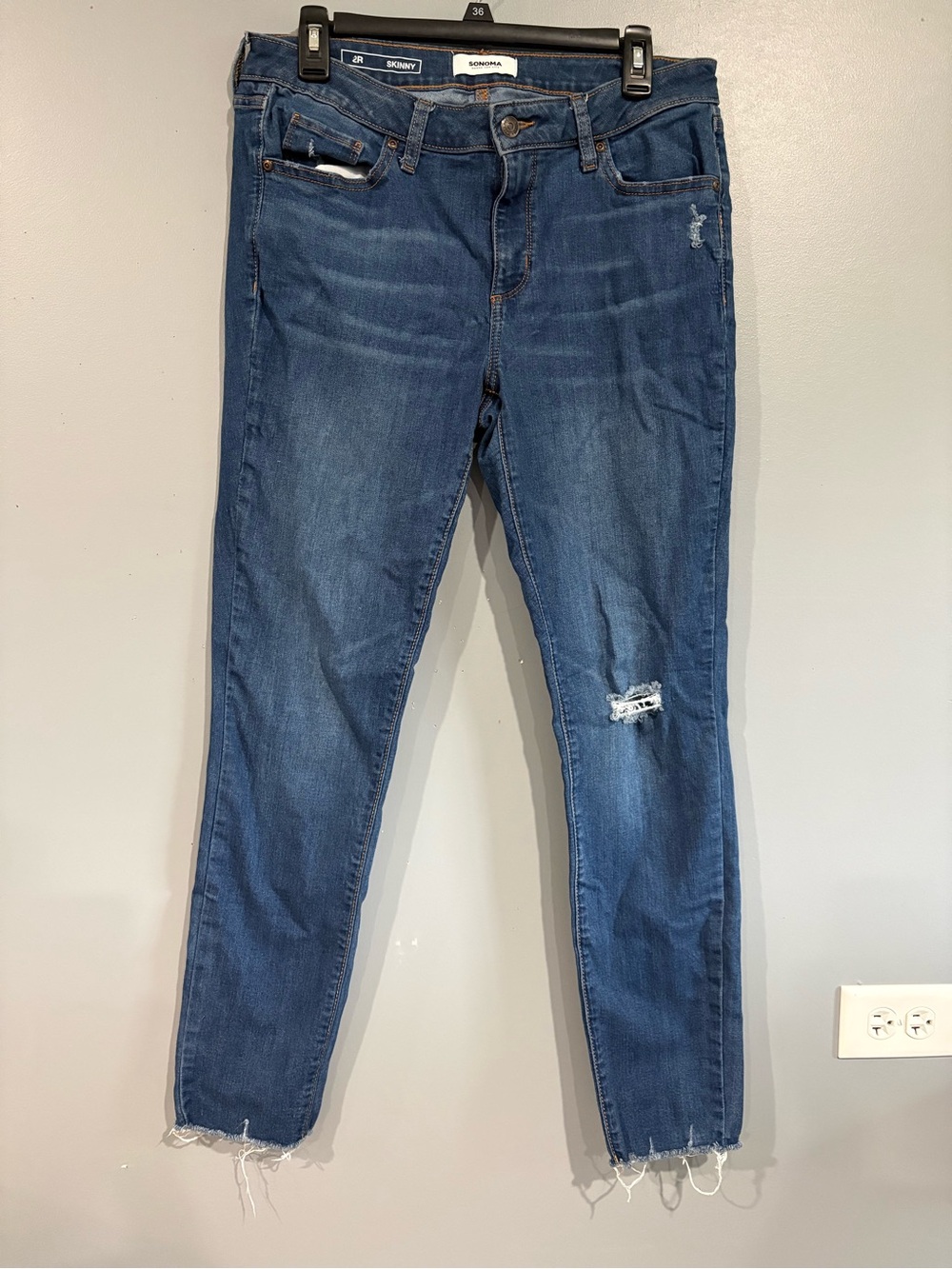 Sonoma Goods For Life Skinny Jeans 12R Medium Wash Distressed Raw Hem